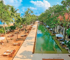 Hotel Pandanus Beach Resort & Spa
