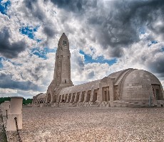 Válečná Normandie - Na západní frontě klid