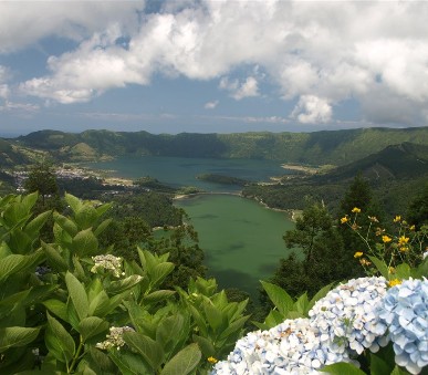 Azorské ostrovy, San Miguele a Terceira, Lisabon a slavnosti sv. Jana Křtitele (hlavní fotografie)