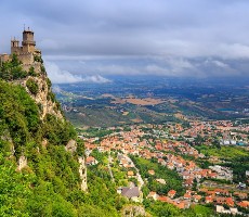 Koupání v Rimini a historické San Marino