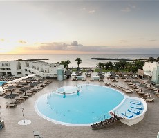 Hotel HD Beach Resort