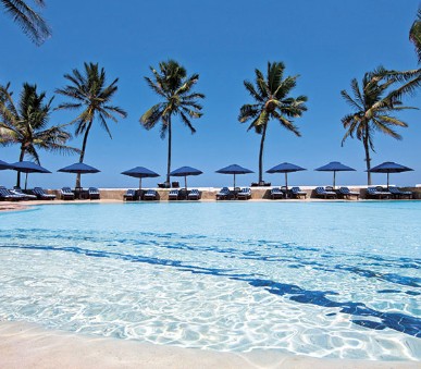 Hotel Jacaranda Indian Ocean Beach Resort 