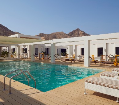 Hotel Muscat Hills Resort