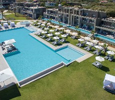 Hotel Myrion Beach & Resort