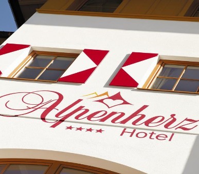 Alpenherz Hotel (hlavní fotografie)