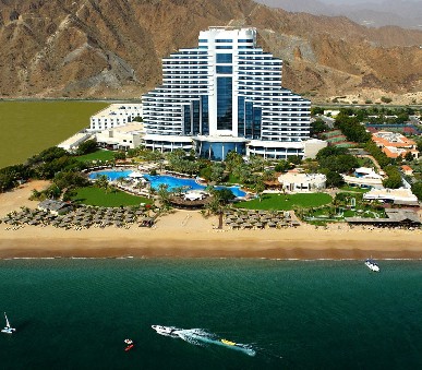 Hotel Le Meridien Al Aqah Beach Resort (hlavní fotografie)