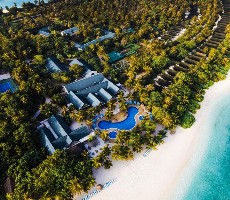 Furaveri Island Resort & Spa Hotel
