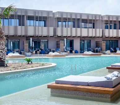 Hotel Senseana Sea Side Resort & Aquadventure